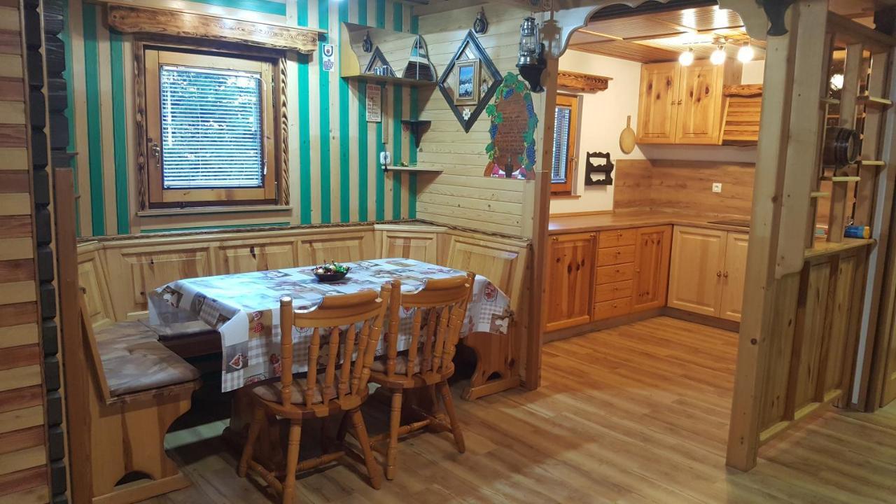 Holiday Home Prdelanca Luce Екстер'єр фото