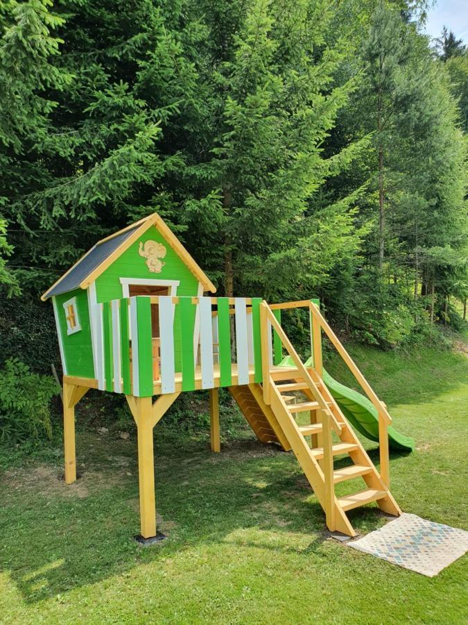 Holiday Home Prdelanca Luce Екстер'єр фото
